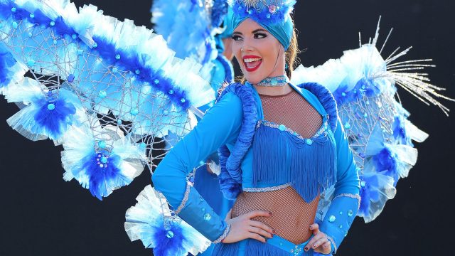 Nuestro compañero de Carnival & quot; ENERGICA LATINA" el Carnaval de Niza 2017 !!! Compagnie CORPS ET DANSE.